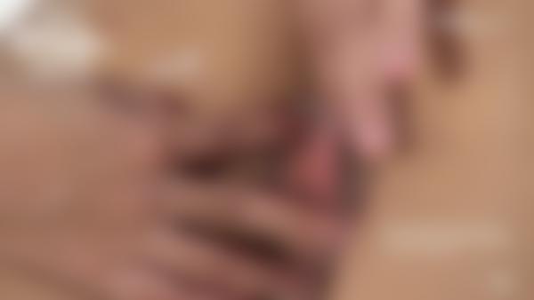 Schermopname #9 uit de film Extreme stimulatiemassage