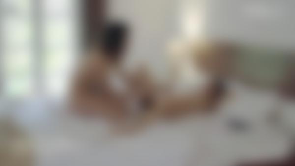 영화 라이아와 세레나 l 레즈비언 러브의 화면 캡처 #10