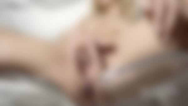Ekrano paėmimas #11 iš filmo Marika skutimosi ir purkštukų