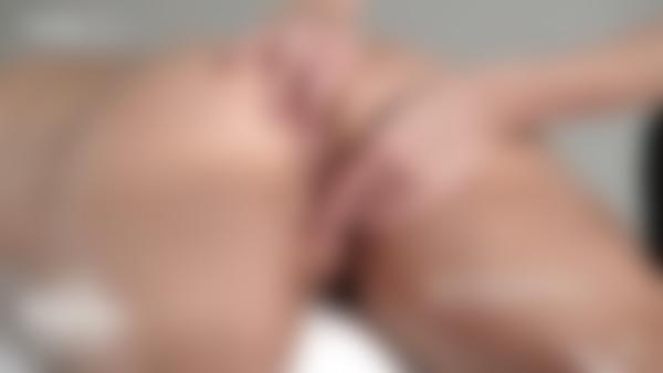 Screenshot #10 dal film Massaggio medico della masturbazione