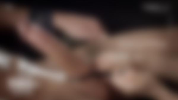 Екранна снимка №12 от филма Масаж на пениса с болка и удоволствие