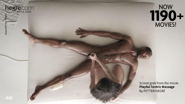 Skjermtak #5 fra filmen Leken tantrisk massasje