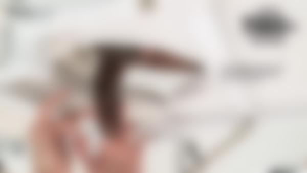 Екранна снимка №9 от филма Тантрически доещ масаж