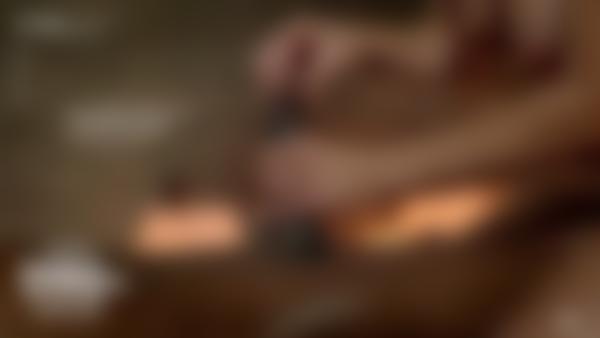 Екранна снимка №12 от филма Тантрически масаж