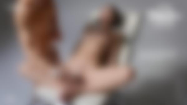 Skærmgreb #12 fra filmen Vibrerende erotisk massage