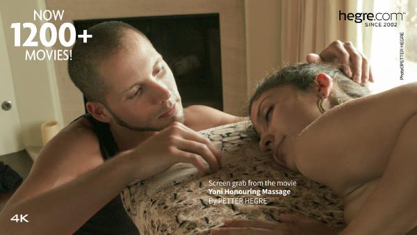 Ekrāna paņemšana #5 no filmas Yoni Honoring Mutes masāža
