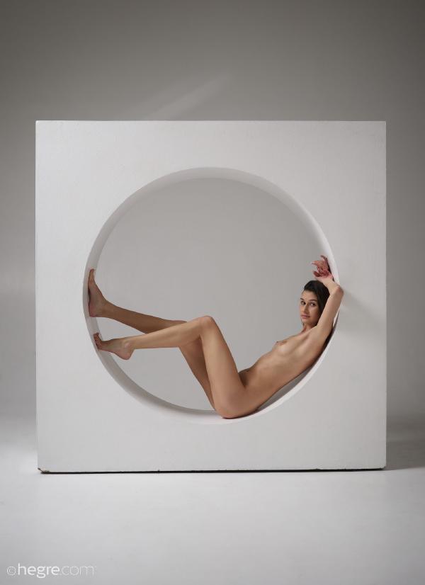 Attēls #1 no galerijas Kristina dizainera akti