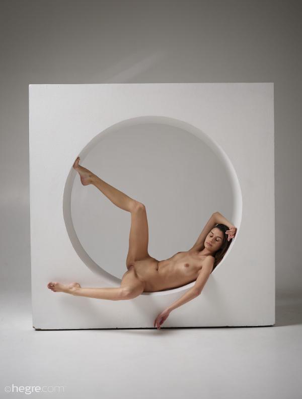 Attēls #6 no galerijas Kristina dizainera akti