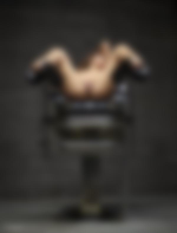 Bild #11 från galleriet Dominika C smärta och njutning