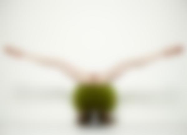 Immagine n.9 dalla galleria Emily naturalmente nuda