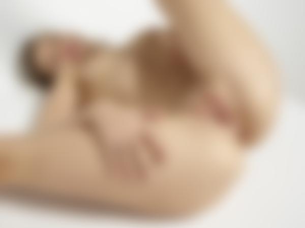 Immagine n.11 dalla galleria Jenna modella nuda