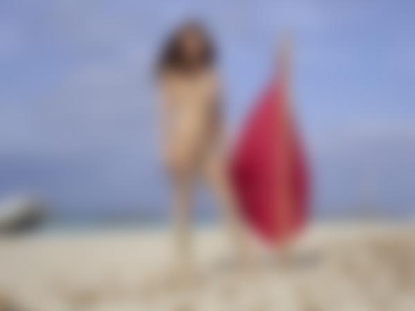 Afbeelding #11 uit de galerij Jenna rode vlag Ibiza