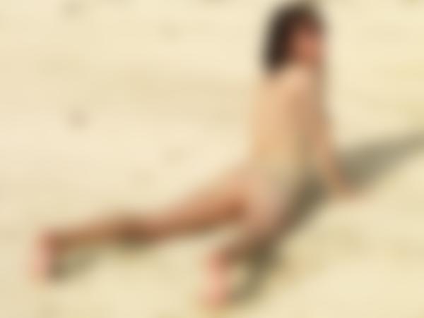 Imagem #9 da galeria Lysa nude thai beach