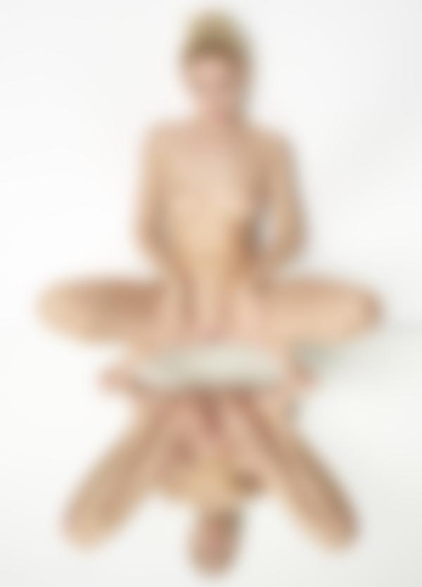 Afbeelding #8 uit de galerij Marika poesjeskracht