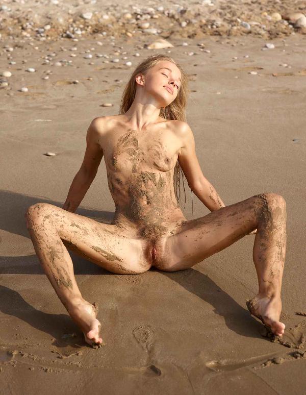 Milena dirty beach bum