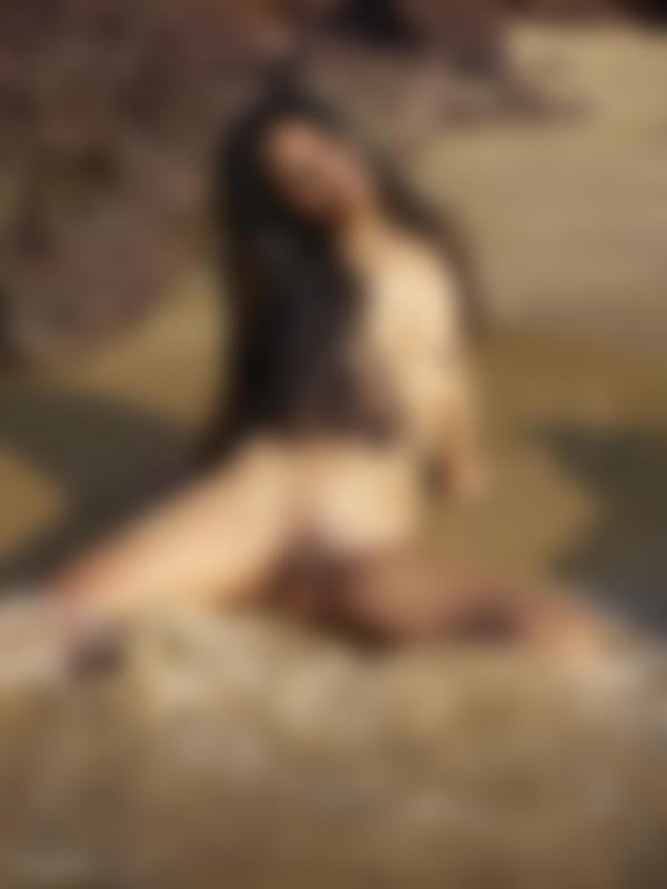 Image #9 from the gallery Nuna nude beach in India